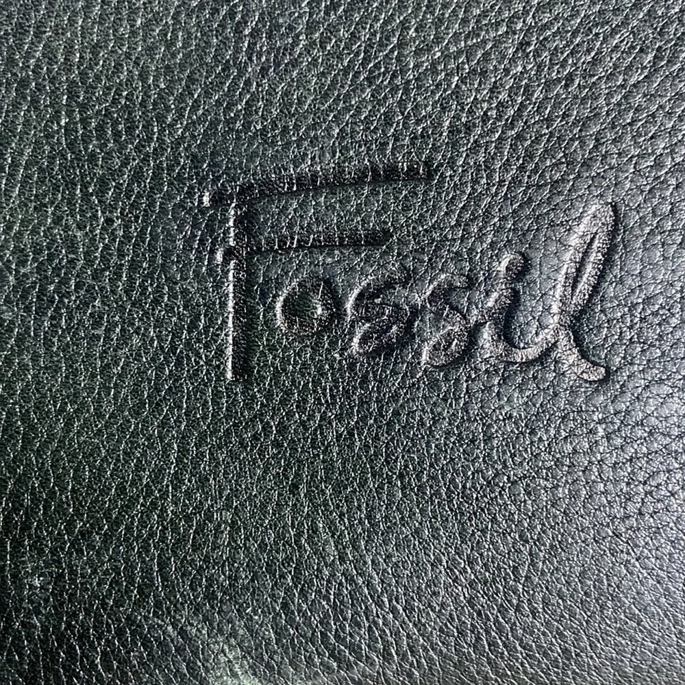 Fossil leather shoulder